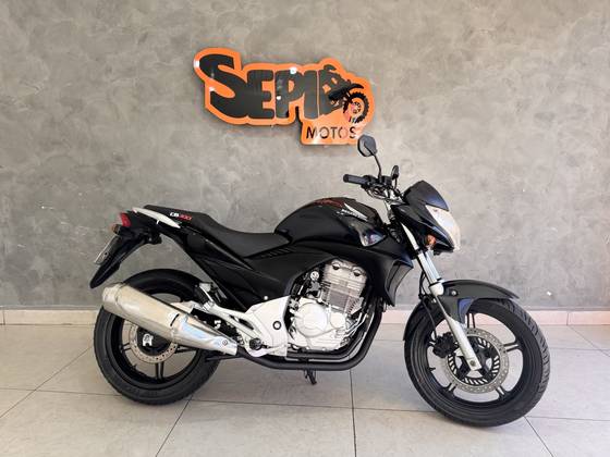 HONDA CB 300R 